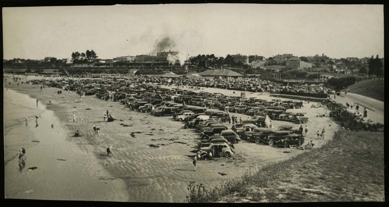 Cars parked on Caroline Bay 19361946 0074 m29a9h 1oot l